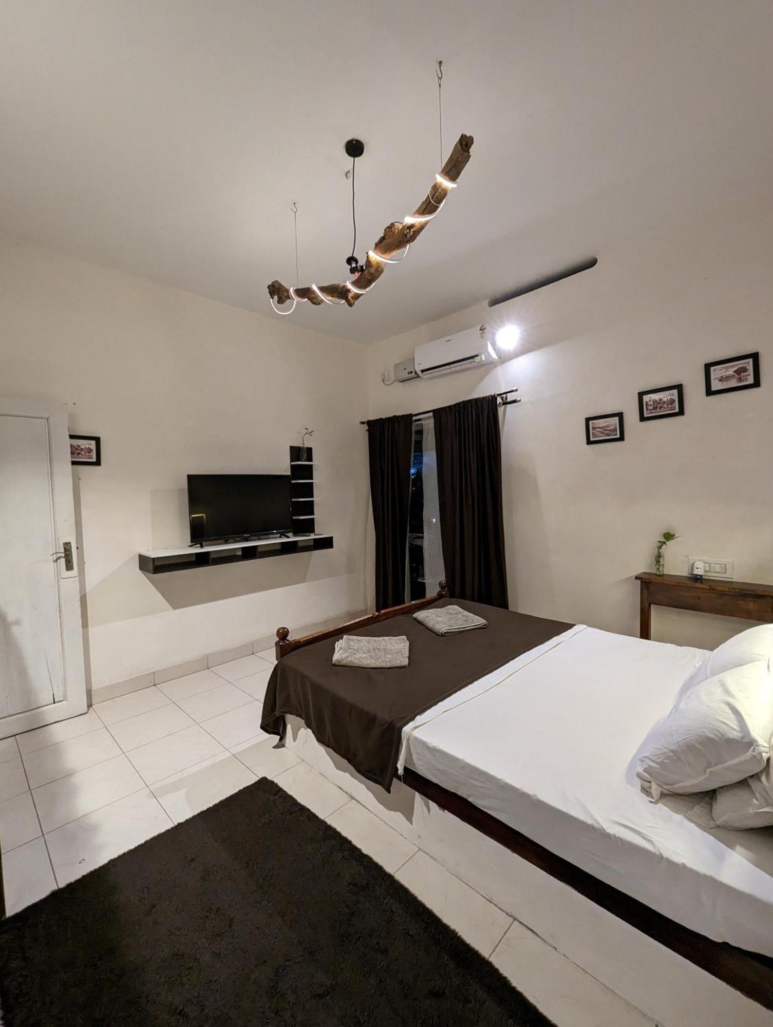 Satta Beach Deluxe Varkala Room photo