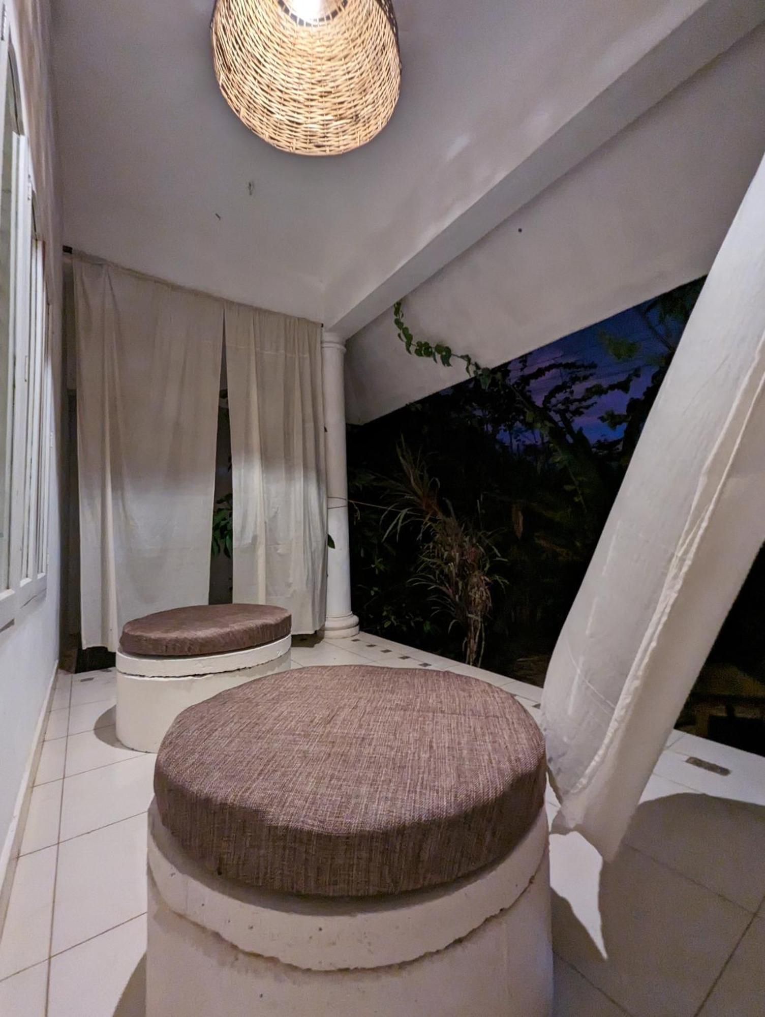 Satta Beach Deluxe Varkala Room photo