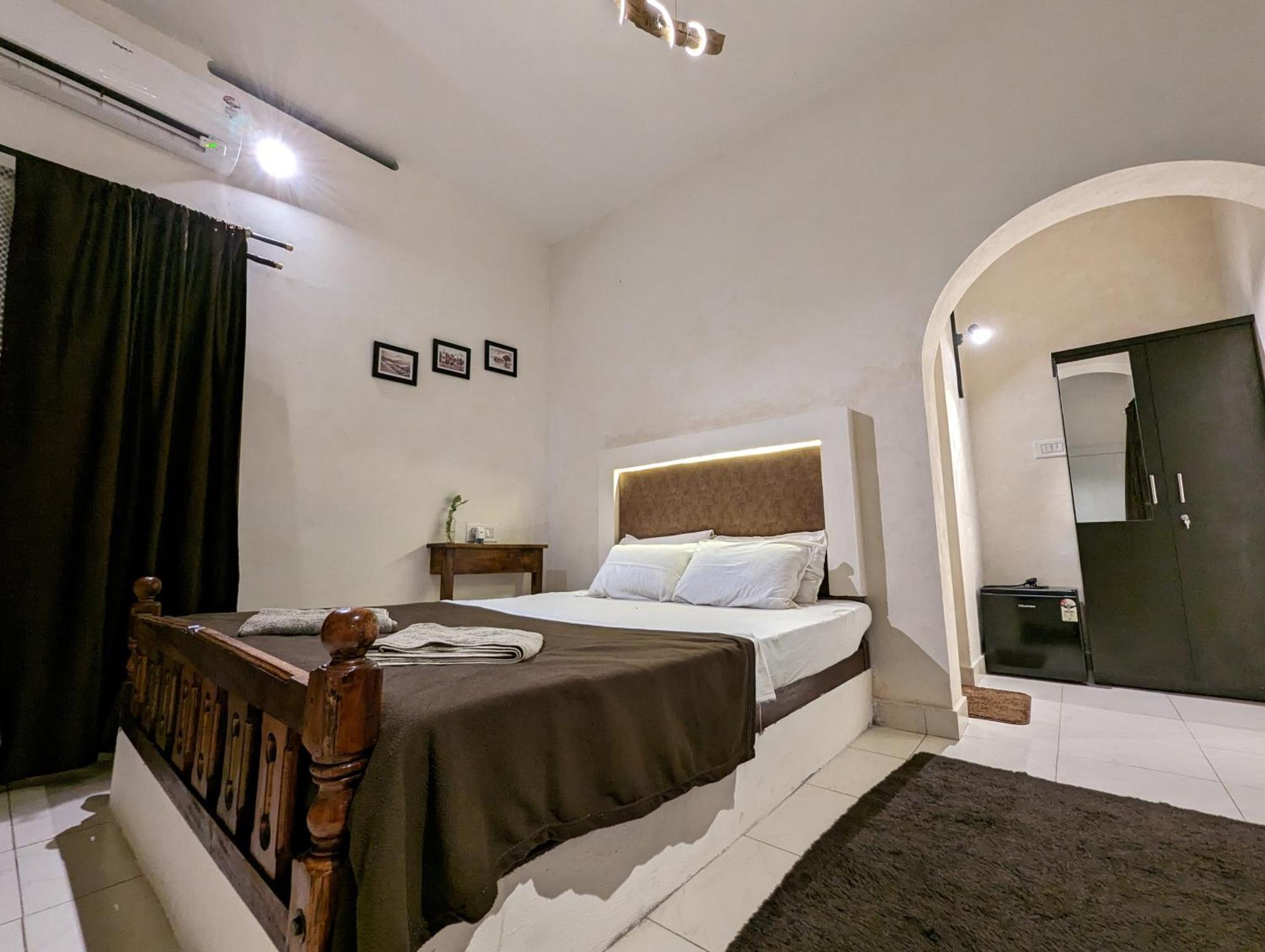 Satta Beach Deluxe Varkala Room photo